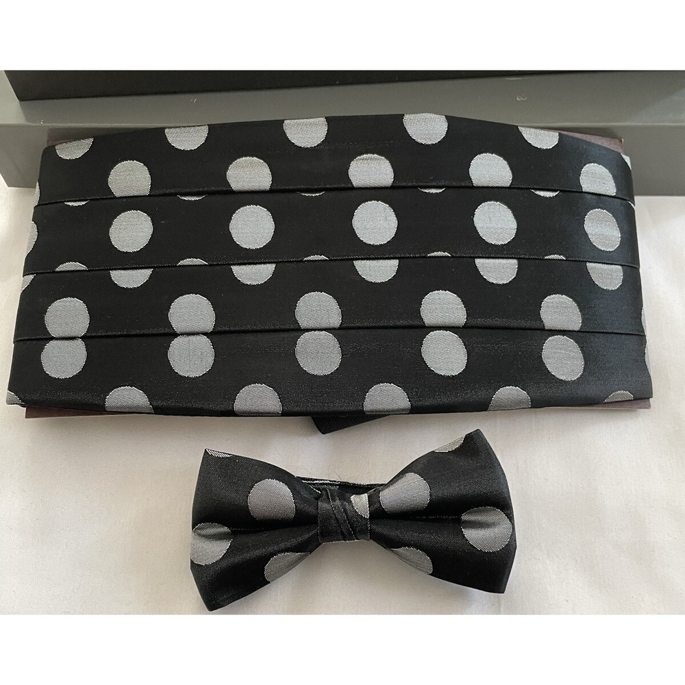 Vicky Davis Matching Bow Tie and Cummerbund Black With Silver Polka Dots Set